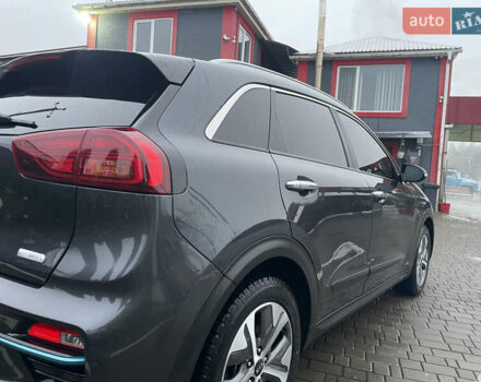 Синій Кіа Niro, об'ємом двигуна 0 л та пробігом 139 тис. км за 18500 $, фото 28 на Automoto.ua