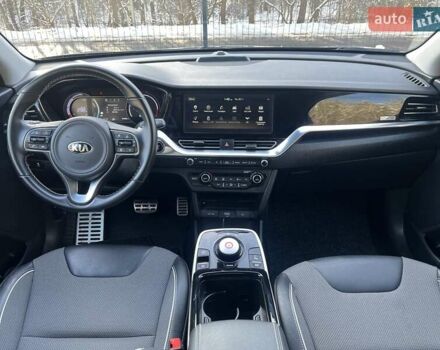 Синій Кіа Niro, об'ємом двигуна 0 л та пробігом 84 тис. км за 18500 $, фото 1 на Automoto.ua