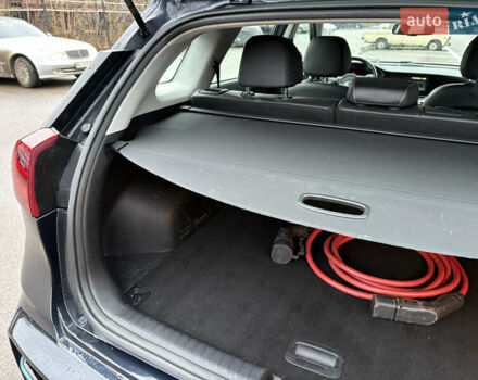 Синий Киа Niro, объемом двигателя 0 л и пробегом 125 тыс. км за 19600 $, фото 59 на Automoto.ua