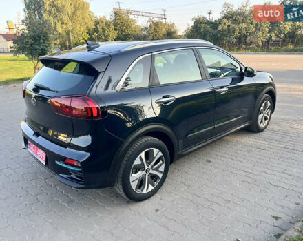 Синій Кіа Niro, об'ємом двигуна 0 л та пробігом 112 тис. км за 19500 $, фото 8 на Automoto.ua