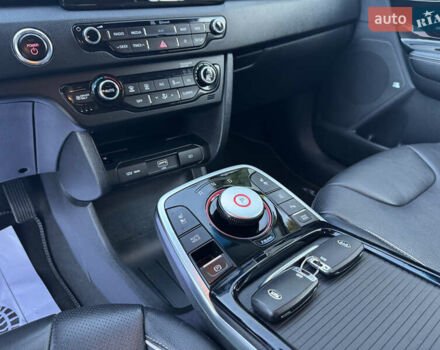 Синий Киа Niro, объемом двигателя 0 л и пробегом 138 тыс. км за 17800 $, фото 48 на Automoto.ua