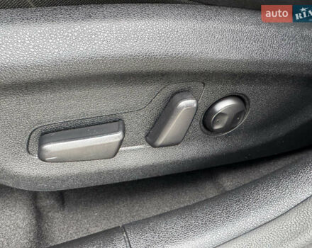 Синий Киа Niro, объемом двигателя 0 л и пробегом 156 тыс. км за 18900 $, фото 47 на Automoto.ua