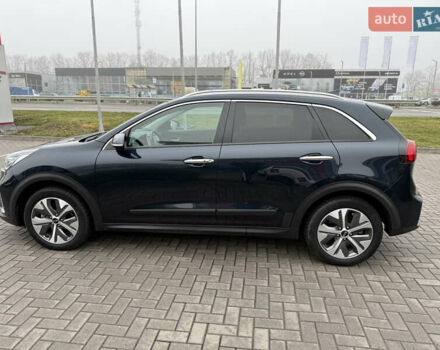 Синій Кіа Niro, об'ємом двигуна 0 л та пробігом 158 тис. км за 18600 $, фото 8 на Automoto.ua