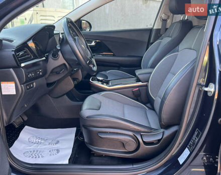 Синий Киа Niro, объемом двигателя 0 л и пробегом 92 тыс. км за 18799 $, фото 30 на Automoto.ua
