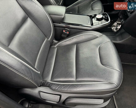 Синий Киа Niro, объемом двигателя 0 л и пробегом 125 тыс. км за 18500 $, фото 19 на Automoto.ua