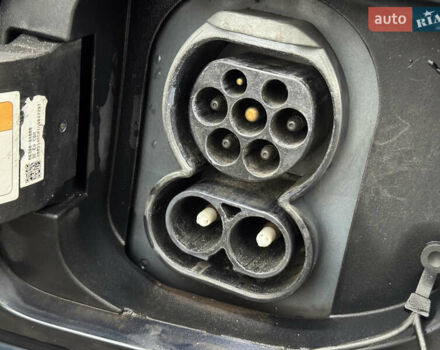 Синій Кіа Niro, об'ємом двигуна 0 л та пробігом 133 тис. км за 18900 $, фото 19 на Automoto.ua