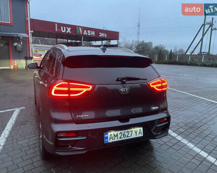 Синій Кіа Niro, об'ємом двигуна 0 л та пробігом 139 тис. км за 18500 $, фото 6 на Automoto.ua