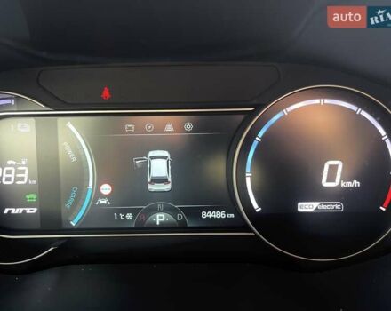 Синій Кіа Niro, об'ємом двигуна 0 л та пробігом 84 тис. км за 18500 $, фото 19 на Automoto.ua