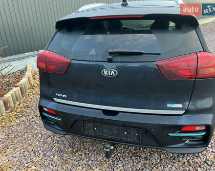 Синій Кіа Niro, об'ємом двигуна 0 л та пробігом 86 тис. км за 22200 $, фото 5 на Automoto.ua