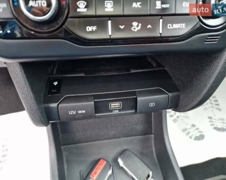 Синий Киа Niro, объемом двигателя 0 л и пробегом 173 тыс. км за 17700 $, фото 35 на Automoto.ua