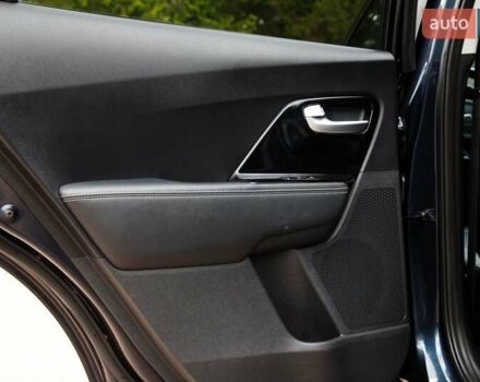 Синий Киа Niro, объемом двигателя 0 л и пробегом 99 тыс. км за 17950 $, фото 70 на Automoto.ua