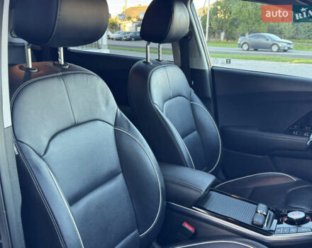 Синий Киа Niro, объемом двигателя 0 л и пробегом 138 тыс. км за 17800 $, фото 29 на Automoto.ua