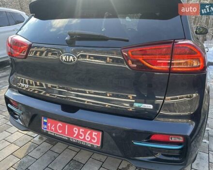 Синій Кіа Niro, об'ємом двигуна 0 л та пробігом 84 тис. км за 18500 $, фото 13 на Automoto.ua