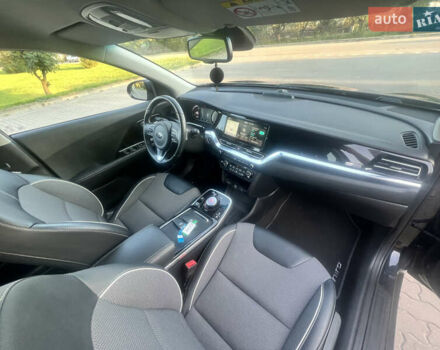 Синій Кіа Niro, об'ємом двигуна 0 л та пробігом 112 тис. км за 19500 $, фото 43 на Automoto.ua