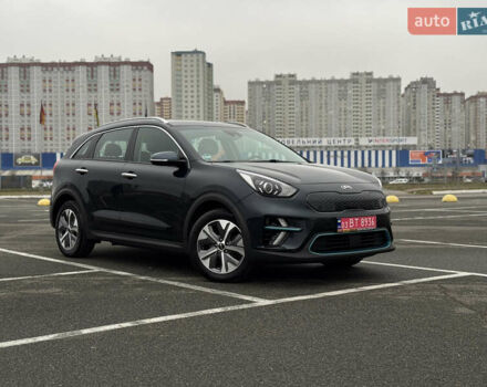 Синій Кіа Niro, об'ємом двигуна 0 л та пробігом 133 тис. км за 18900 $, фото 71 на Automoto.ua