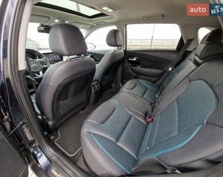 Синий Киа Niro, объемом двигателя 0 л и пробегом 173 тыс. км за 17700 $, фото 19 на Automoto.ua