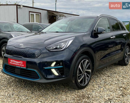 Синій Кіа Niro, об'ємом двигуна 0 л та пробігом 138 тис. км за 21200 $, фото 17 на Automoto.ua