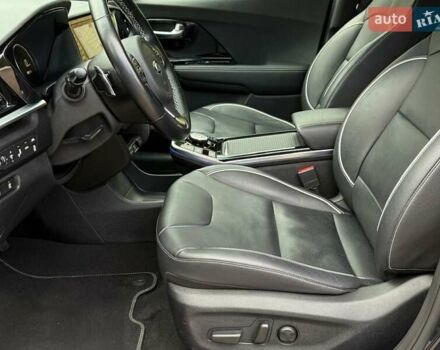 Киа Niro 2020 в Житомире на Automoto.ua Синий Киа Niro, объемом двигателя 0 л и пробегом 127 тыс. км за 19950 $, фото 12 на Automoto.ua