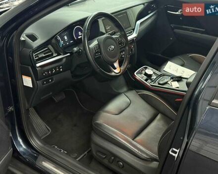 Синій Кіа Niro, об'ємом двигуна 0 л та пробігом 130 тис. км за 19071 $, фото 18 на Automoto.ua