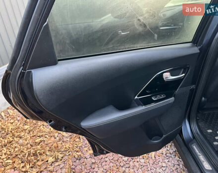 Синій Кіа Niro, об'ємом двигуна 0 л та пробігом 86 тис. км за 22200 $, фото 12 на Automoto.ua