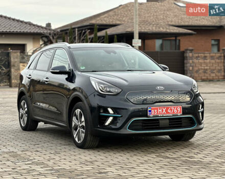 Синій Кіа Niro, об'ємом двигуна 0 л та пробігом 130 тис. км за 18990 $, фото 3 на Automoto.ua