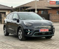 Синій Кіа Niro, об'ємом двигуна 0 л та пробігом 130 тис. км за 18990 $, фото 3 на Automoto.ua