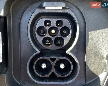 Синій Кіа Niro, об'ємом двигуна 0 л та пробігом 76 тис. км за 22900 $, фото 15 на Automoto.ua