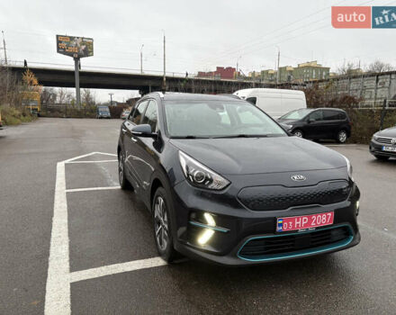 Синий Киа Niro, объемом двигателя 0 л и пробегом 125 тыс. км за 19600 $, фото 3 на Automoto.ua