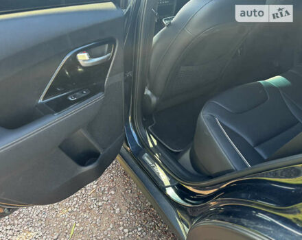 Синій Кіа Niro, об'ємом двигуна 0 л та пробігом 81 тис. км за 19699 $, фото 13 на Automoto.ua