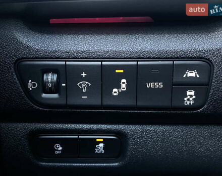 Синій Кіа Niro, об'ємом двигуна 0 л та пробігом 76 тис. км за 22900 $, фото 42 на Automoto.ua