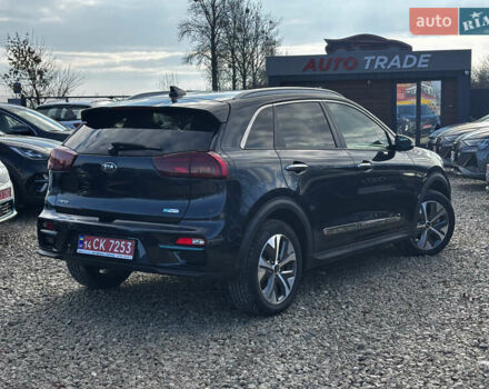 Синий Киа Niro, объемом двигателя 0 л и пробегом 76 тыс. км за 19999 $, фото 10 на Automoto.ua