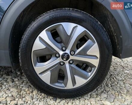 Синій Кіа Niro, об'ємом двигуна 0 л та пробігом 75 тис. км за 23900 $, фото 25 на Automoto.ua