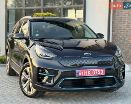 Синий Киа Niro, объемом двигателя 0 л и пробегом 130 тыс. км за 18900 $, фото 6 на Automoto.ua