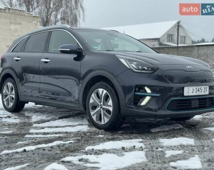Синій Кіа Niro, об'ємом двигуна 0 л та пробігом 134 тис. км за 19300 $, фото 4 на Automoto.ua
