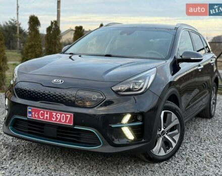 Синій Кіа Niro, об'ємом двигуна 0 л та пробігом 81 тис. км за 19350 $, фото 19 на Automoto.ua