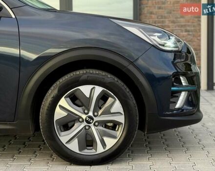 Синий Киа Niro, объемом двигателя 0 л и пробегом 90 тыс. км за 19999 $, фото 34 на Automoto.ua
