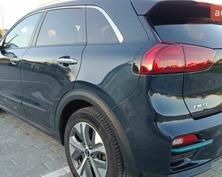 Киа Niro 2020 в Львове на Automoto.ua Синий Киа Niro, объемом двигателя 0 л и пробегом 149 тыс. км за 19900 $, фото 17 на Automoto.ua