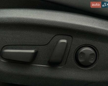 Синий Киа Niro, объемом двигателя 0 л и пробегом 117 тыс. км за 19900 $, фото 38 на Automoto.ua