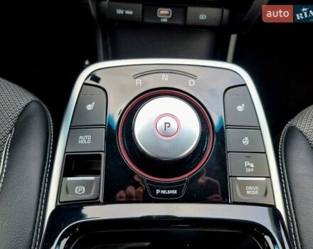 Синій Кіа Niro, об'ємом двигуна 0 л та пробігом 67 тис. км за 19359 $, фото 46 на Automoto.ua