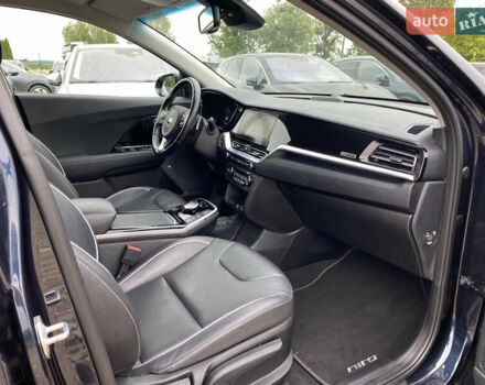 Синий Киа Niro, объемом двигателя 0 л и пробегом 119 тыс. км за 21800 $, фото 92 на Automoto.ua