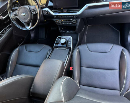 Синий Киа Niro, объемом двигателя 0 л и пробегом 170 тыс. км за 17999 $, фото 33 на Automoto.ua