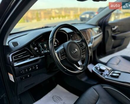 Синий Киа Niro, объемом двигателя 0 л и пробегом 78 тыс. км за 20950 $, фото 57 на Automoto.ua