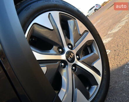 Синий Киа Niro, объемом двигателя 0 л и пробегом 79 тыс. км за 19333 $, фото 35 на Automoto.ua