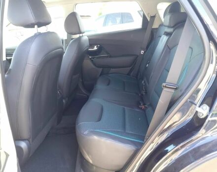 Синій Кіа Niro, об'ємом двигуна 0 л та пробігом 45 тис. км за 9500 $, фото 10 на Automoto.ua