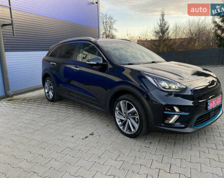 Синій Кіа Niro, об'ємом двигуна 0 л та пробігом 105 тис. км за 20300 $, фото 5 на Automoto.ua