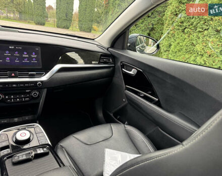 Синий Киа Niro, объемом двигателя 0 л и пробегом 156 тыс. км за 18800 $, фото 50 на Automoto.ua
