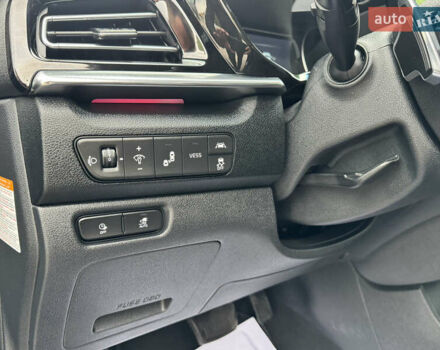 Синий Киа Niro, объемом двигателя 0 л и пробегом 156 тыс. км за 18800 $, фото 54 на Automoto.ua