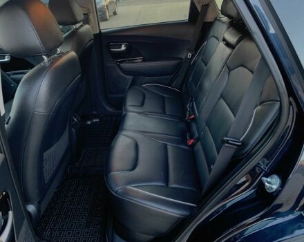 Синій Кіа Niro, об'ємом двигуна 0 л та пробігом 119 тис. км за 18455 $, фото 15 на Automoto.ua