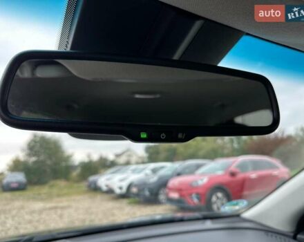 Синий Киа Niro, объемом двигателя 0 л и пробегом 117 тыс. км за 19900 $, фото 67 на Automoto.ua