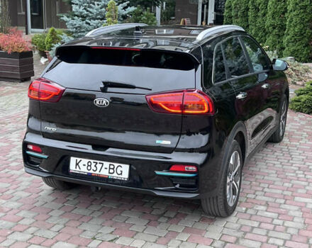 Синій Кіа Niro, об'ємом двигуна 0 л та пробігом 107 тис. км за 19200 $, фото 6 на Automoto.ua